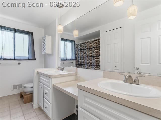 Builiding view eighteen for 12212 Polara, Sterling Heights, MI. 48312