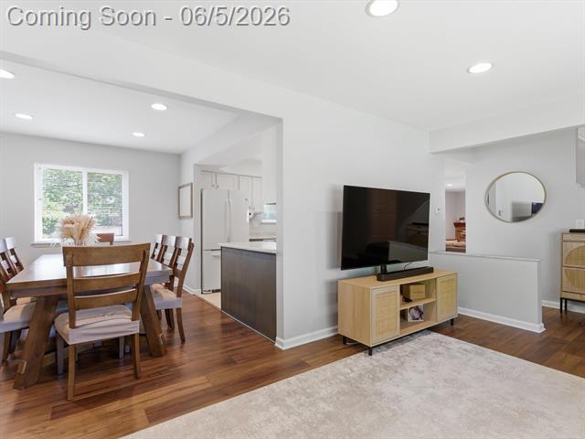 Builiding view four for 12212 Polara, Sterling Heights, MI. 48312