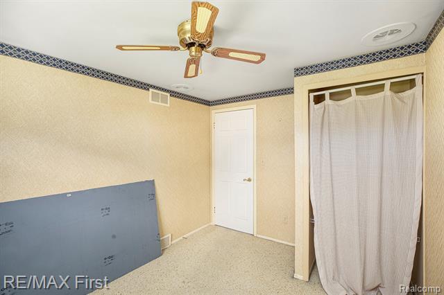 Builiding view twenty for 12284 Polara, Sterling Heights, MI. 48312