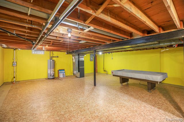 Builiding view thirteen for 2405 Elmcrest, Sterling Heights, MI. 48310