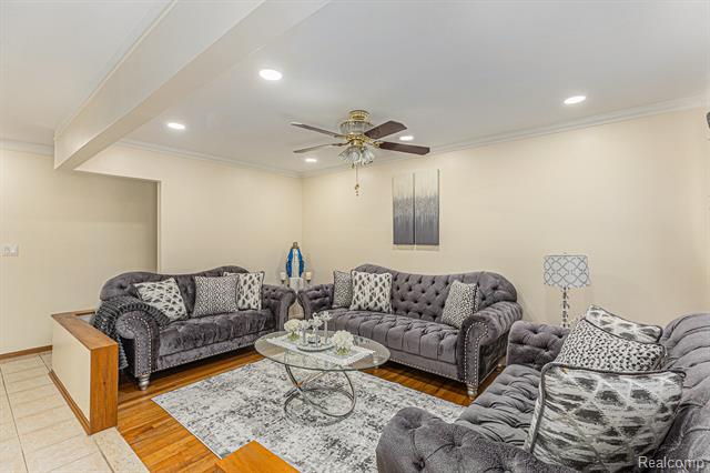 Builiding view seventeen for 35220 Eden Park, Sterling Heights, MI. 48312