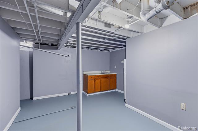 Builiding view twenty four for 35074 Lana, Sterling Heights, MI. 48312