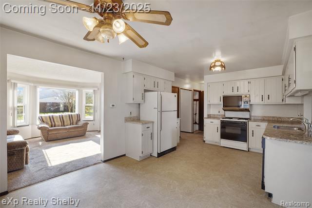 Builiding view eleven for 2849 Elmcrest, Sterling Heights, MI. 48310