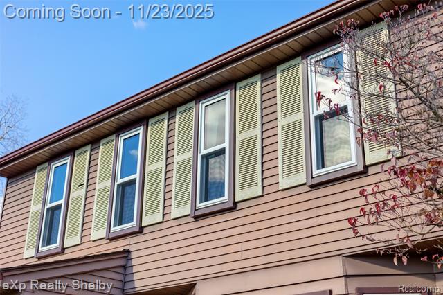 Builiding view one for 2849 Elmcrest, Sterling Heights, MI. 48310