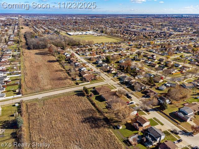 Builiding view seventy four for 2849 Elmcrest, Sterling Heights, MI. 48310