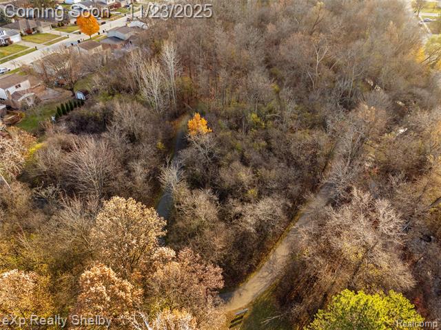 Builiding view sixty one for 2849 Elmcrest, Sterling Heights, MI. 48310