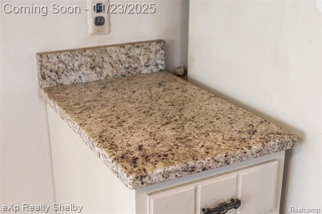 Builiding view thirteen for 2849 Elmcrest, Sterling Heights, MI. 48310