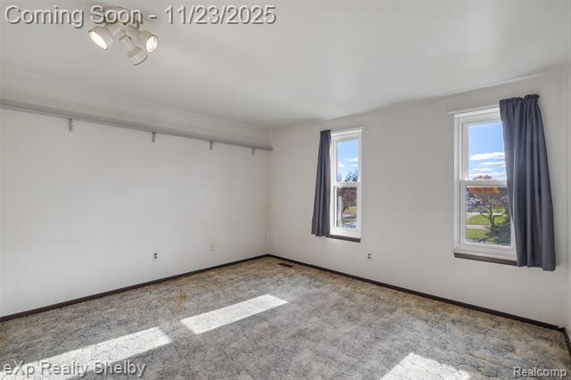 Builiding view thirty six for 2849 Elmcrest, Sterling Heights, MI. 48310