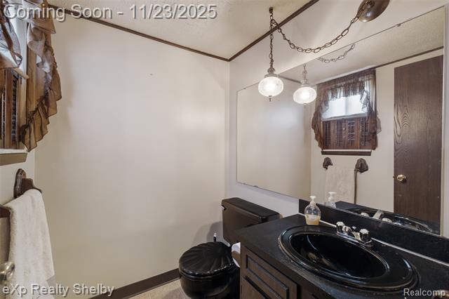 Builiding view twenty seven for 2849 Elmcrest, Sterling Heights, MI. 48310