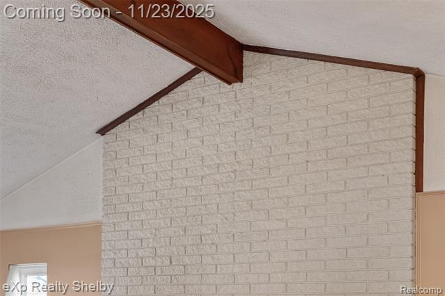 Builiding view twenty for 2849 Elmcrest, Sterling Heights, MI. 48310