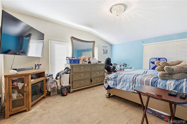 Builiding view thirteen for 35163 Dumbarton, Harrison Township, MI. 48045