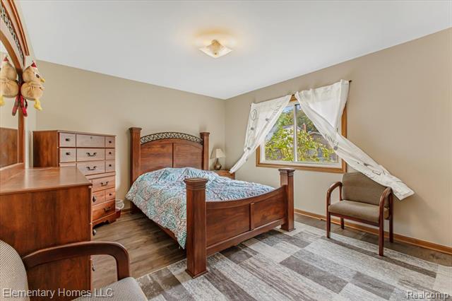 Builiding view eleven for 35554 Buxton, Sterling Heights, MI. 48310