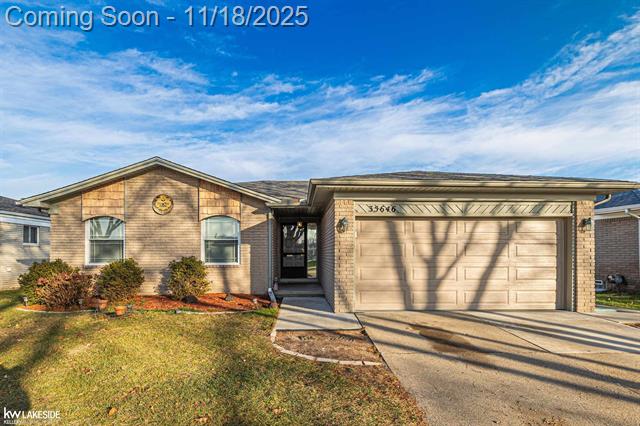 Builiding view six for 35646 Maureen, Sterling Heights, MI. 48310