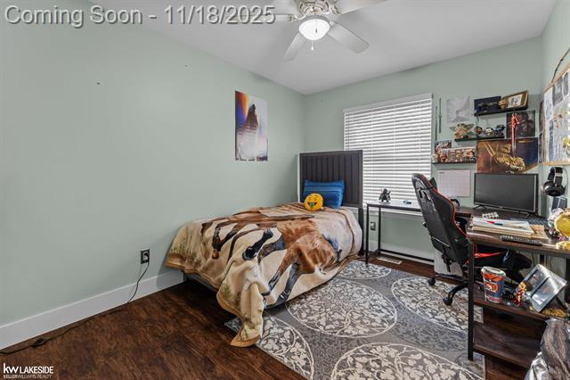 Builiding view thirty for 35646 Maureen, Sterling Heights, MI. 48310