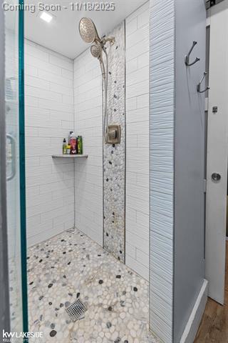 Builiding view twenty one for 35646 Maureen, Sterling Heights, MI. 48310