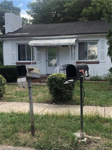 front view for 21890 Sharkey, Clinton Township, Mi. 48035