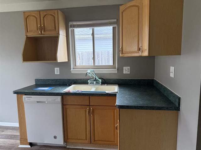 Builiding view nine for 20812 Woodward, Clinton Township, MI. 48035