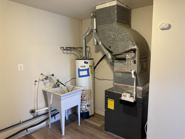 Builiding view thirteen for 20812 Woodward, Clinton Township, MI. 48035