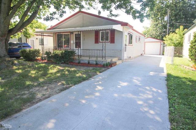 front view for 20198 Woodward, Clinton Township, Mi. 48035