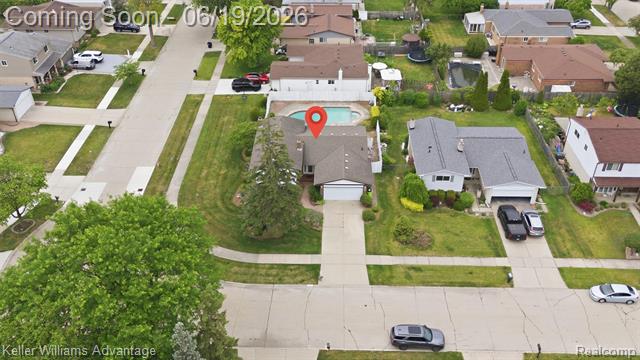 Builiding view thirty eight for 35729 Duke, Sterling Heights, MI. 48310
