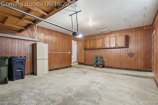 Builiding view thirty for 35729 Duke, Sterling Heights, MI. 48310