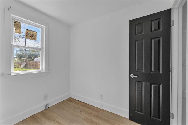 Builiding view thirteen for 21004 Reimanville, Ferndale, MI. 48220