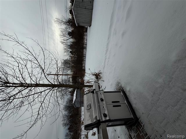 Builiding view twenty one for 3650 Veronica, Sterling Heights, MI. 48310