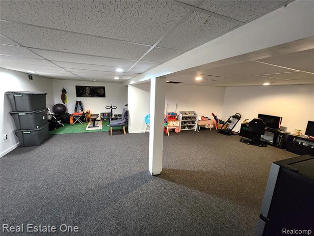 Builiding view eighteen for 35636 Bonneville, Sterling Heights, MI. 48312