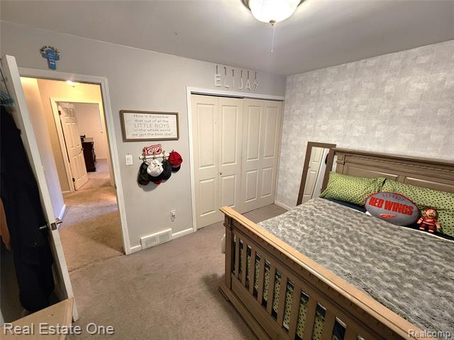 Builiding view fourteen for 35636 Bonneville, Sterling Heights, MI. 48312