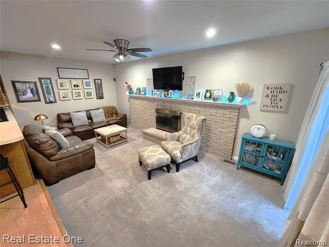 Builiding view six for 35636 Bonneville, Sterling Heights, MI. 48312