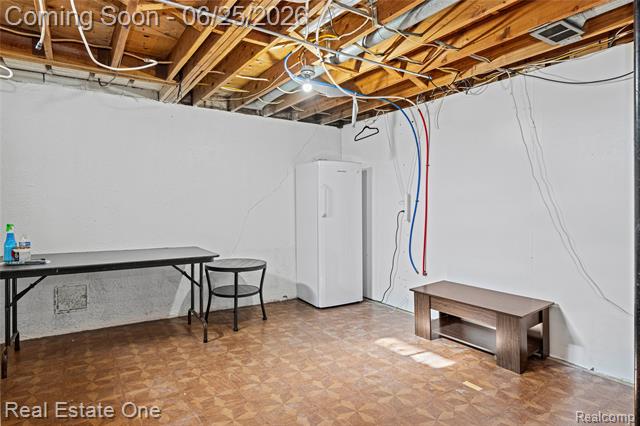 Builiding view forty five for 12235 Brougham, Sterling Heights, MI. 48312