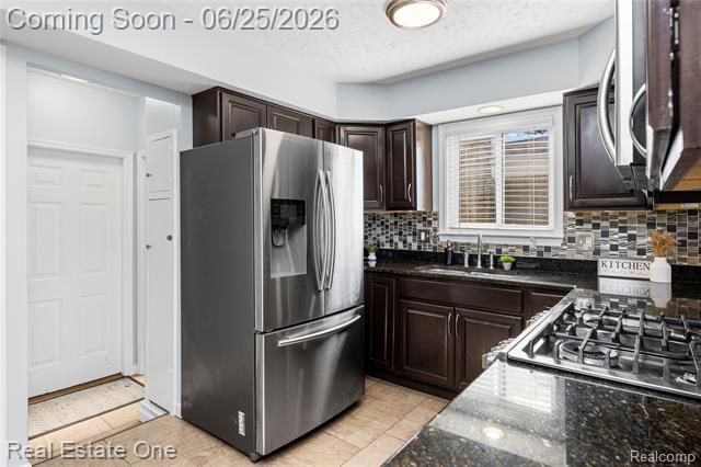 Builiding view twelve for 12235 Brougham, Sterling Heights, MI. 48312