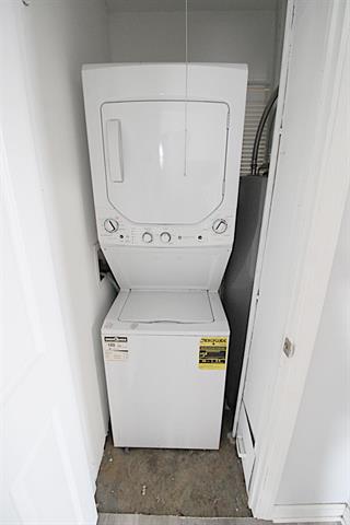 Builiding view fourteen for 21878 Grandy, Clinton Township, MI. 48035