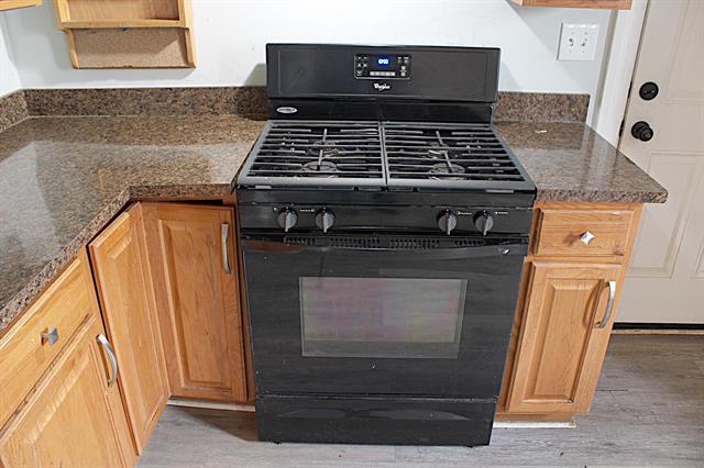 Builiding view nine for 21878 Grandy, Clinton Township, MI. 48035