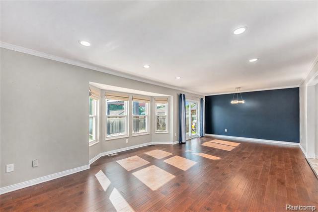 Builiding view eleven for 35826 Foothill, Sterling Heights, MI. 48312