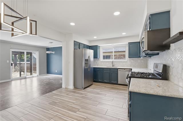 Builiding view twelve for 35826 Foothill, Sterling Heights, MI. 48312
