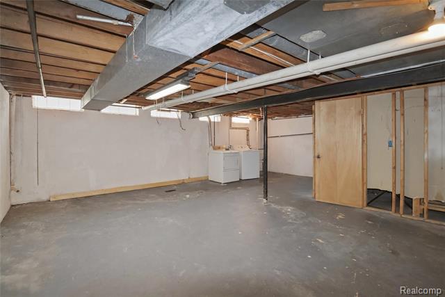 Builiding view twenty eight for 35826 Foothill, Sterling Heights, MI. 48312