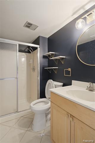 Builiding view twenty three for 35826 Foothill, Sterling Heights, MI. 48312