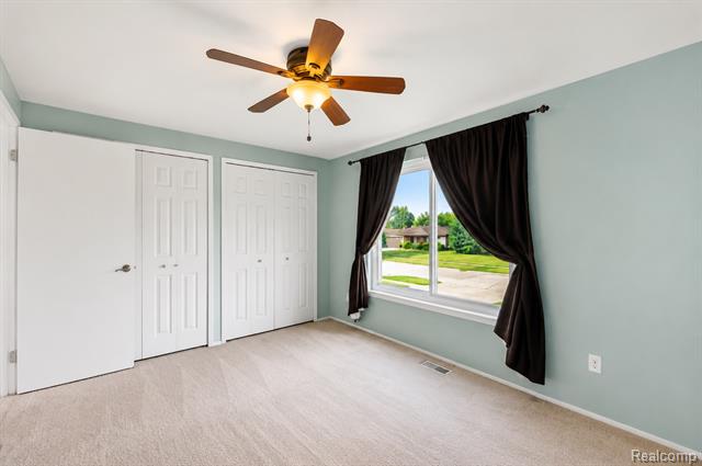 Builiding view twenty two for 35826 Foothill, Sterling Heights, MI. 48312