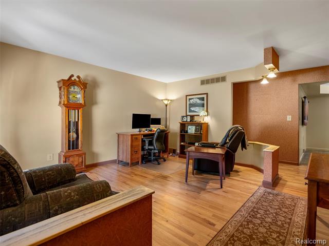 Builiding view eleven for 36203 Pickwick, Sterling Heights, MI. 48310