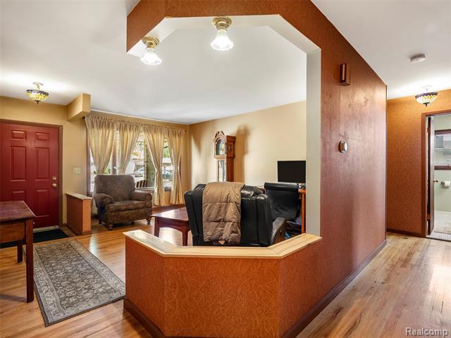 Builiding view five for 36203 Pickwick, Sterling Heights, MI. 48310