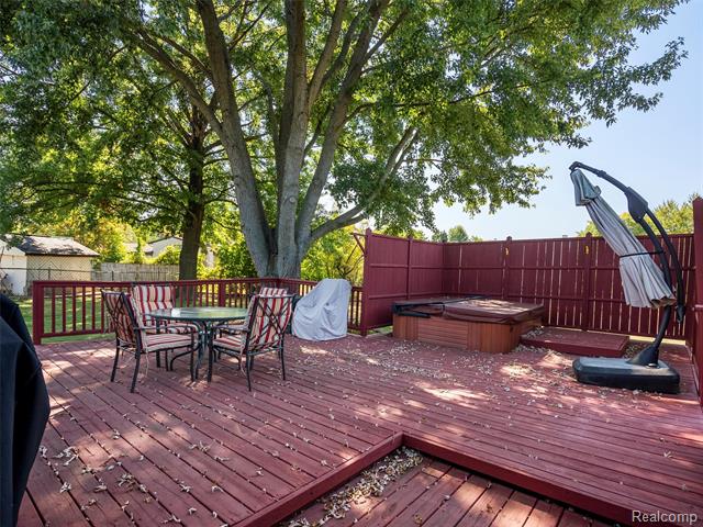 Builiding view thirty two for 36203 Pickwick, Sterling Heights, MI. 48310