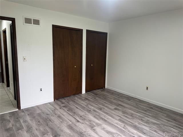 Builiding view seventeen for 4110 Rose Mary, Sterling Heights, MI. 48310