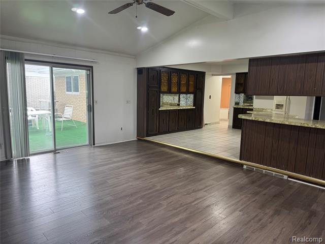 Builiding view ten for 4110 Rose Mary, Sterling Heights, MI. 48310