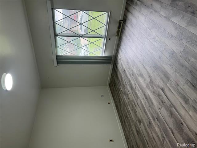 Builiding view twelve for 4110 Rose Mary, Sterling Heights, MI. 48310