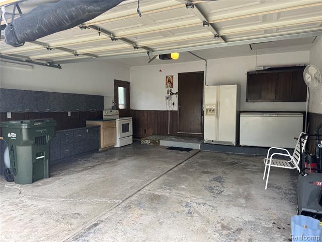 Builiding view twenty eight for 4110 Rose Mary, Sterling Heights, MI. 48310