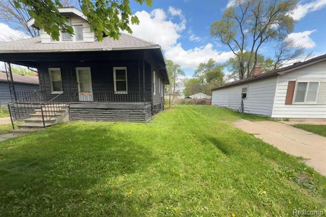 Builiding view one for 1317 E Muir, Hazel Park, MI. 48030