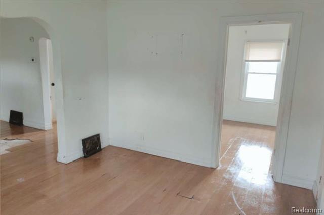 Builiding view three for 1317 E Muir, Hazel Park, MI. 48030
