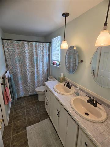 Builiding view twenty for 24933 Christopher, Harrison Township, MI. 48045