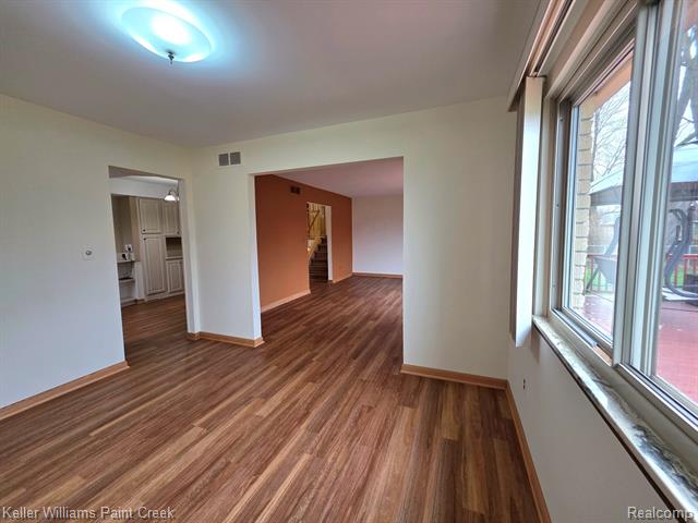 Builiding view seven for 4714 Pickwick, Sterling Heights, MI. 48310